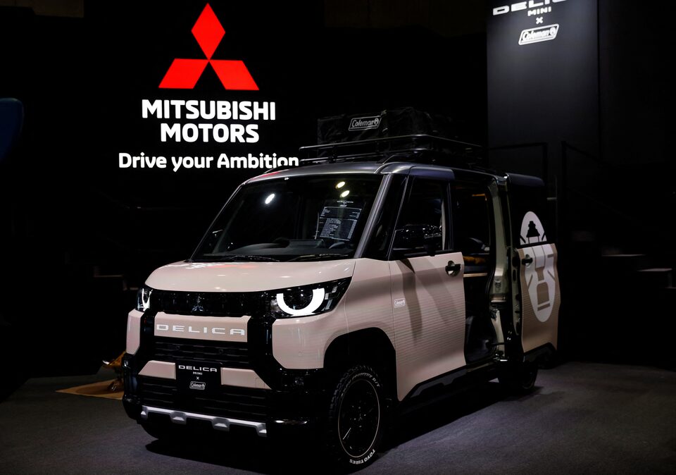 Mitsubishi Motors' shares up on reports it will join Honda-Nissan partnership