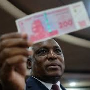 Zimbabwe’s Gold-backed Currency Loses Half its Value to the US Dollar