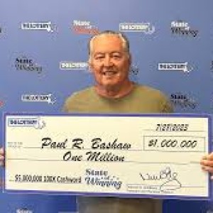 man-wins-1-million-with-20-bill-he-found-on-the-ground