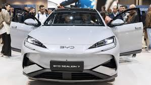 Breaking News: Chinese EV Maker, BYD’s Revenue Beats Tesla for First Time