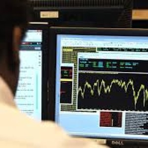 FTSE 100 Hits Record High amid Eased Fears over Trump Tariffs