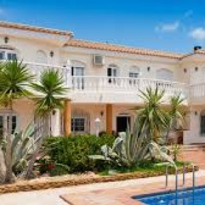 spain-considers-ban-on-britons-purchasing-second-homes