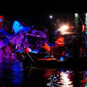 search-and-rescue-underway-after-plane-and-military-helicopter-collision-in-washington-d-c