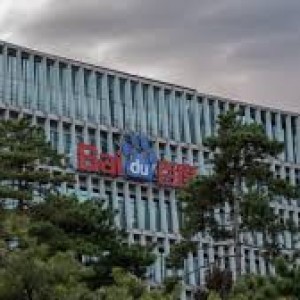 AI Giants Baidu, OpenAI Offer their Chatbots for Free in Response to DeepSeek’s Move