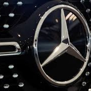 mercedes-benz-embraces-cost-cutting-to-reignite-sales-after-profit-drop