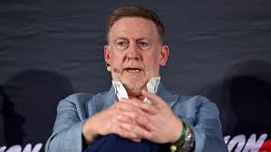 Bill Owens Resigns as '60 Minutes' Executive Producer, Citing Loss of Editorial Independence 