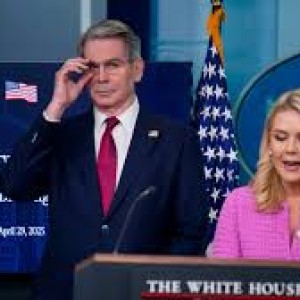 White House Slams Amazon’s Tariff Transparency Move as ‘Hostile Political Act’